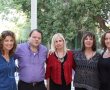 בבית הדיור המוגן "משען" הרימו כוסית למען ניצולי השואה